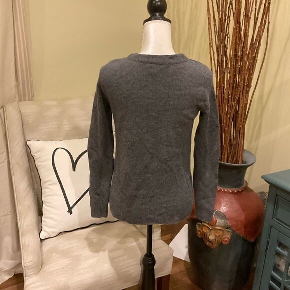NWOT J. Crew 100% wool sweater 🤍 - Picture 3 of 13
